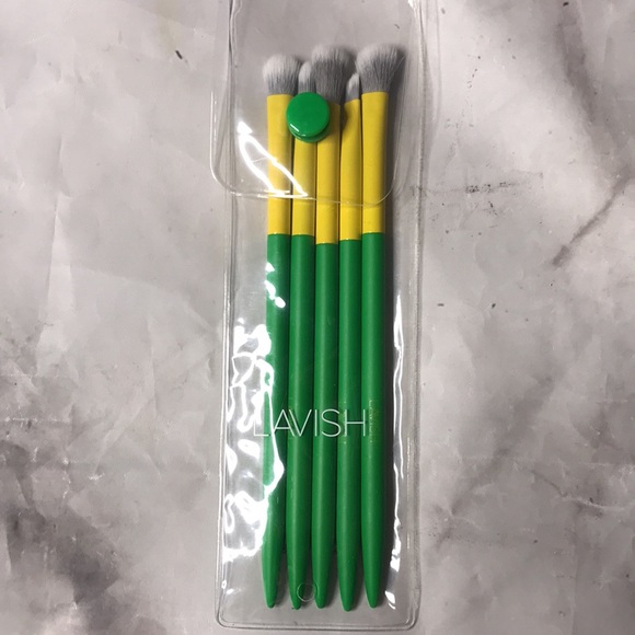 Lavish 5 piece eye brush set - Picture 2 of 2